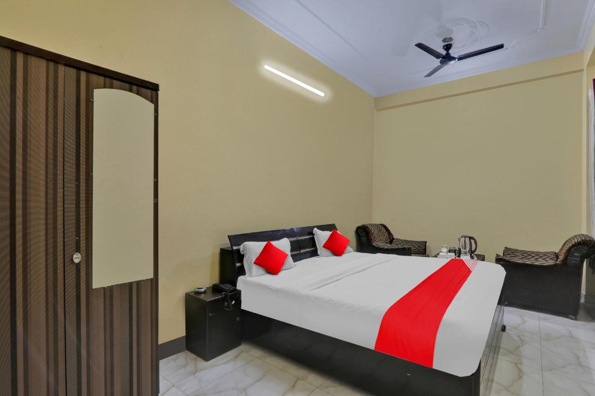 Super Hotel O New A V Hospitality Chinhat Exterior foto